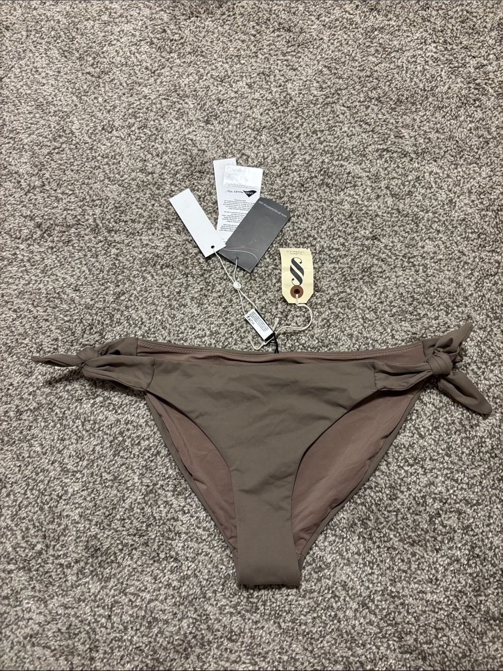 Women’s Tie-Side Bikini Bottom in Taupe